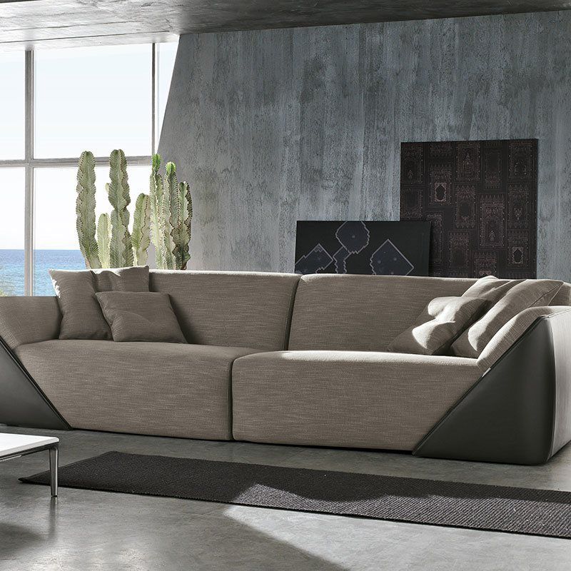 N&aacute;bytek Alivar