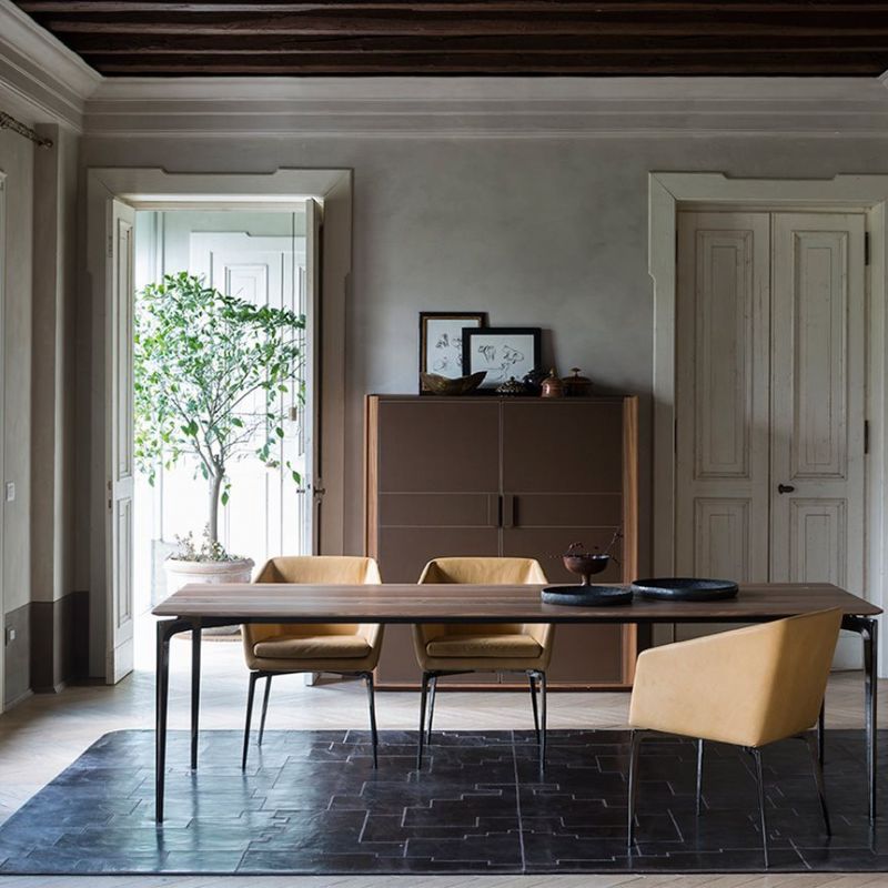 N&aacute;bytek Alivar